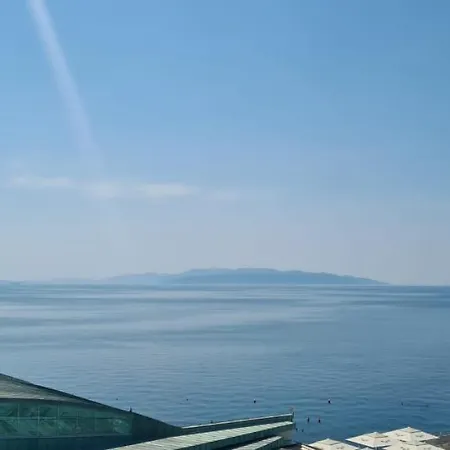 Sea View Deluxe Διαμέρισμα *