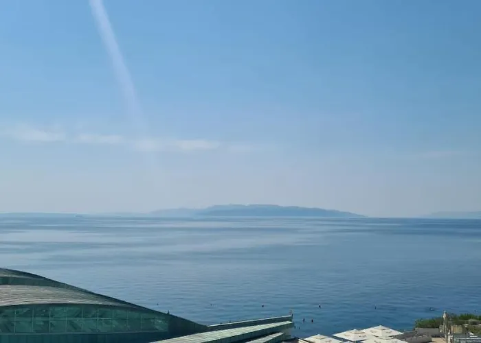 Sea View Deluxe Appartamento *