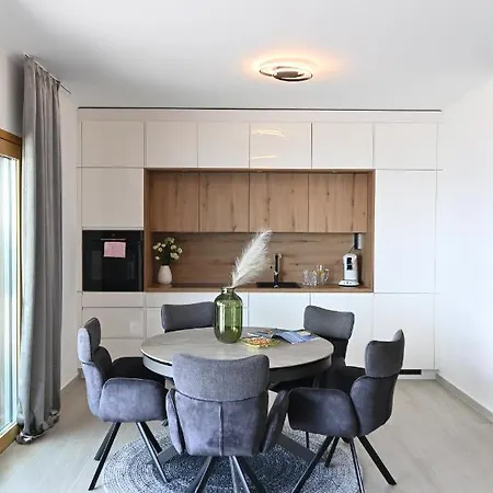 Sea View Deluxe غييكا