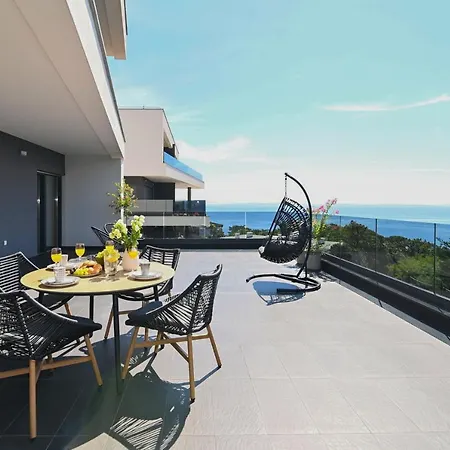 Sea View Deluxe