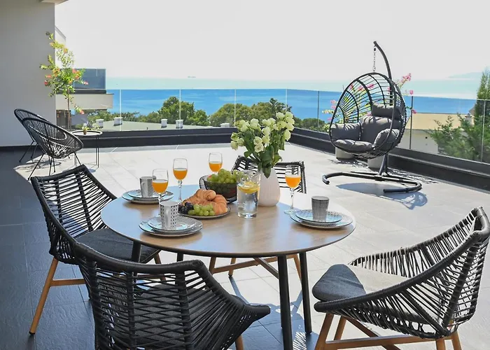 Sea View Deluxe *